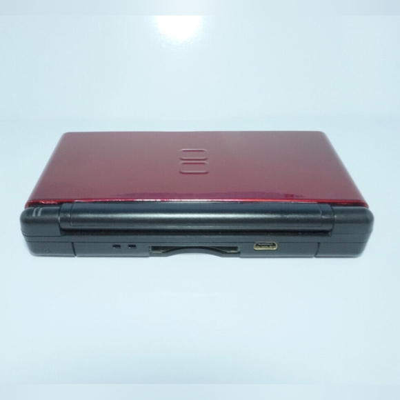 Nintendo DS Lite Crimson Red / Black Handheld Gaming System w/ Charger & Stylus - Picture 8 of 9